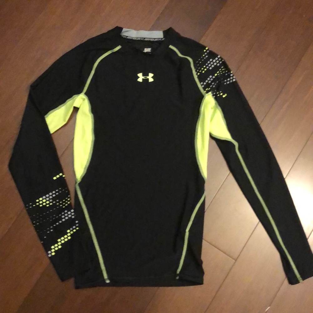 Under Armour UV protection rash guard